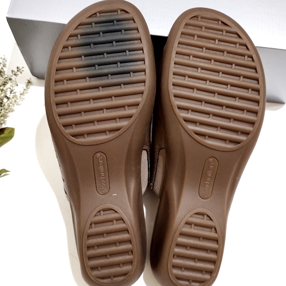 Avenue Cloudwalkers Sandal Size 9.5 Wide - Picture 7 of 15